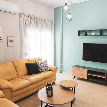 Casa Bonita In The Center Of Apartment Volos